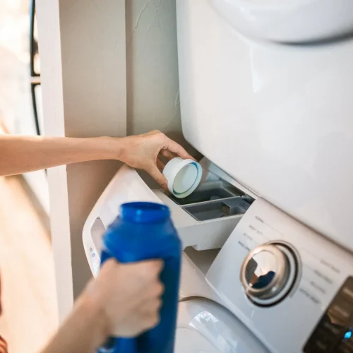 Comment laver un pull en cachemire à la machine ?